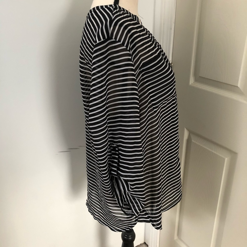 Covington semi-sheer black striped blouse 👚 L - Picture 2 of 5